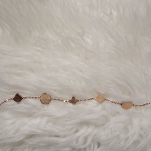 ROSE gold clover design charm bracelet - Picture 3 of 3